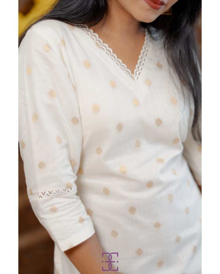Kerala brocade print kurthi with straight Bottom